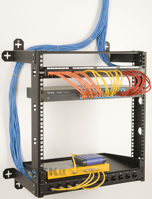 Cablejat estructurat rack 05.png